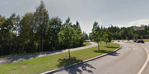 Espoontie, kuva Espoon väylän risteyksen tienoilta, kuvakaappaus Google Maps:sta